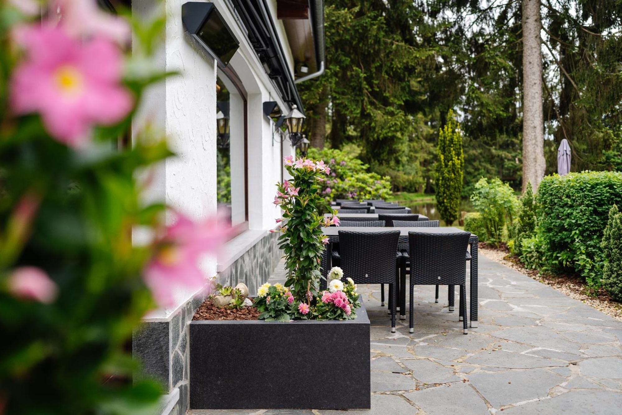 Hotel Steineweiher St. Vith Zewnętrze zdjęcie